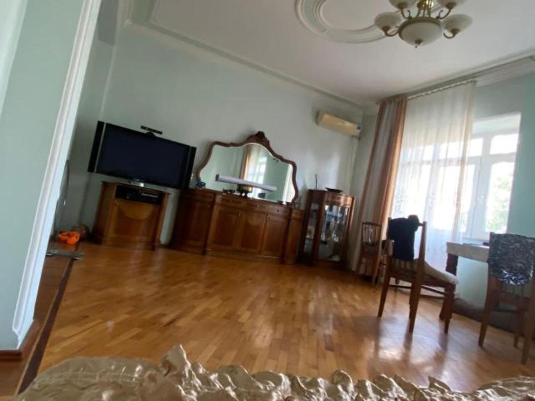 İcarəyə verilir 2 otaqlı köhnə tikili 100 m² — Mənzil, Bakı (6)