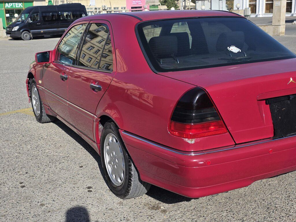 Mercedes C 200, 2.0 L, 1997 il, 305 000 km — Avtomobillər, Bakı (10)