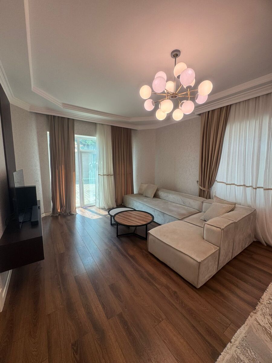 Satılır 4 otaqlı həyət evi/bağ evi 200 m² — Ev, villa, Bakı (5)