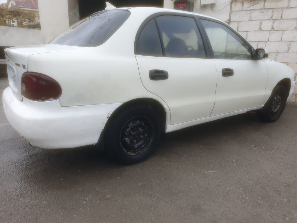 Hyundai Accent: 1.5 l 1995 il Sedan — Avtomobillər, Şabran (2)