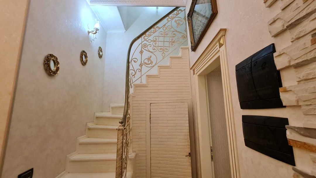 Satılır 3 otaqlı köhnə tikili 110 m² — Mənzil, Bakı (11)