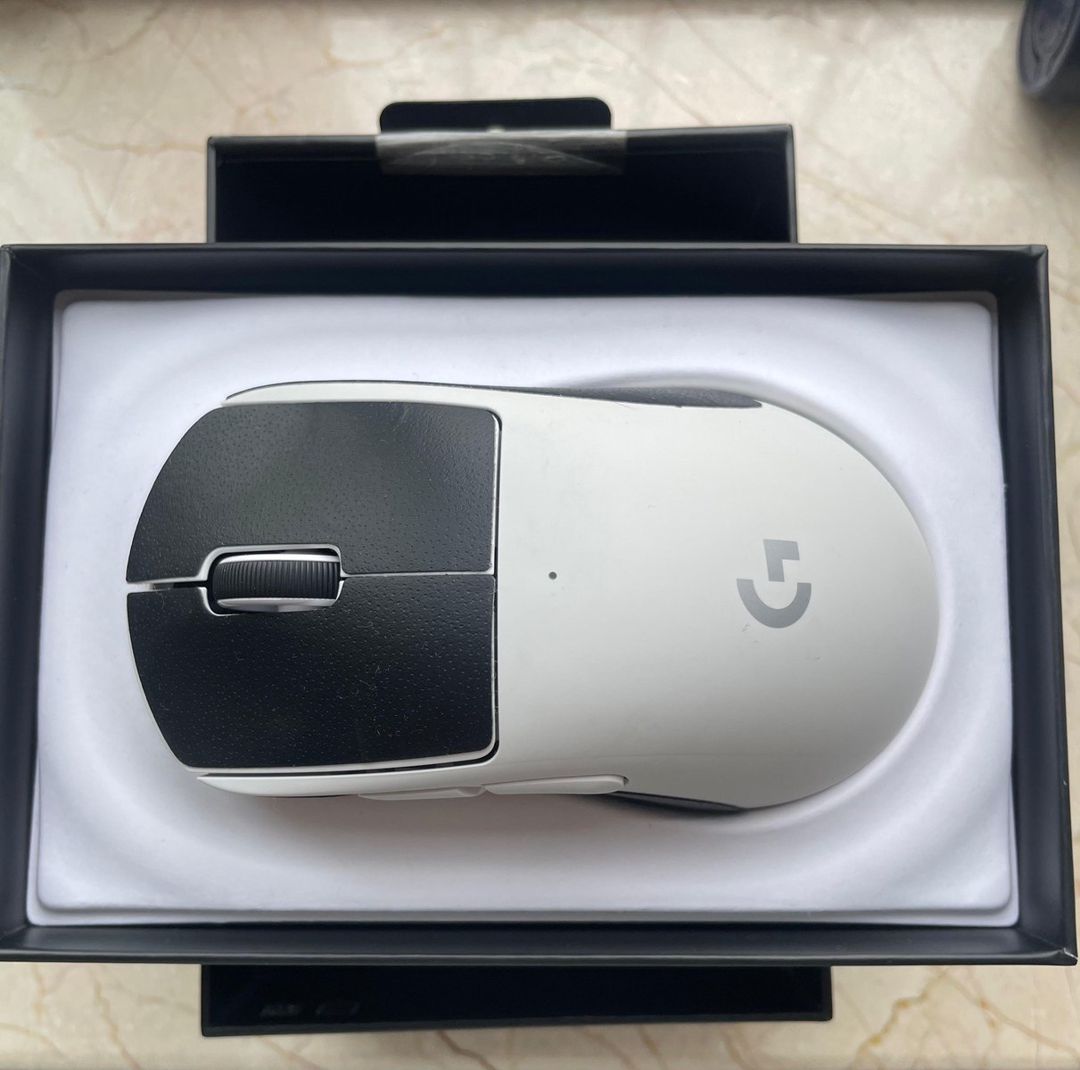 Logitech G Pro X Superlight 2 DEX siçanı — Periferik cihazlar, Bakı (2)