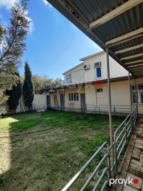 İcarəyə verilir 5 otaqlı həyət evi/bağ evi 95 m²