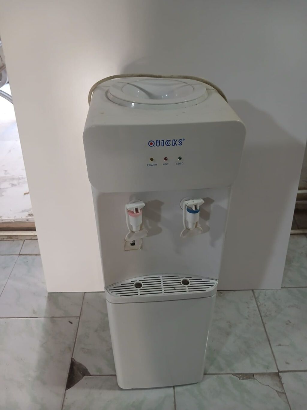 Quıcks su dispenseri – isti və soyuq su verən floor-standing model — Su soğutucuları və dispenserlər, Ceyranbatan (2)