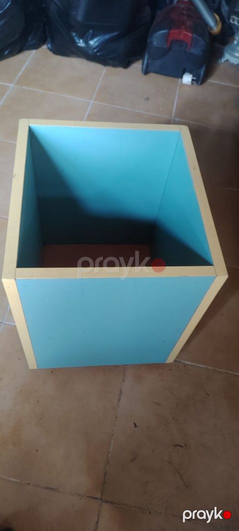 Rəngli taxta kvadrat qutu - Material: MDF/taxta panel - Forma — Lənkəran