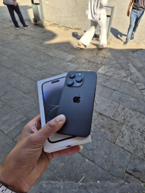 Apple iPhone 14 Pro Space Black 1TB/6GB — Bakı