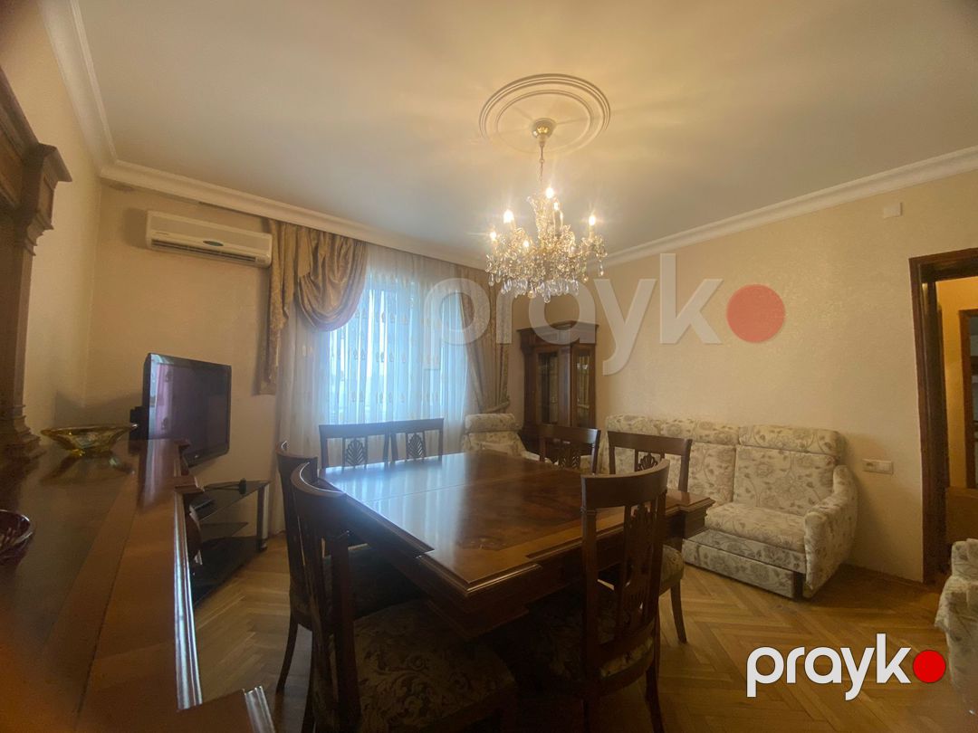 Satılır 4 otaqlı köhnə tikili 110 m² — Mənzil, Bakı (3)