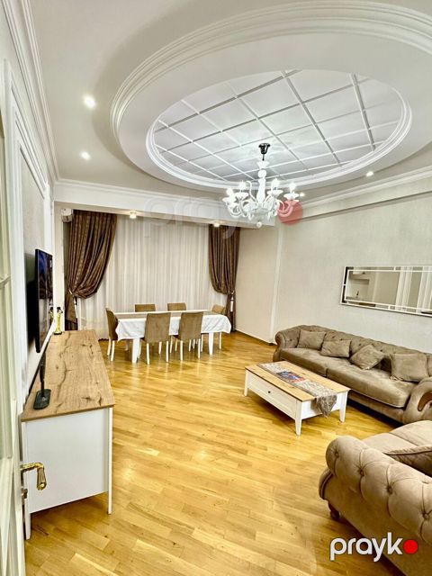 İcarəyə verilir 3 otaqlı yeni tikili 120 m²