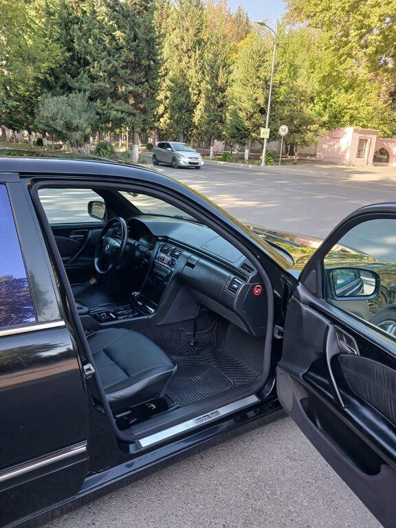 Mercedes E 240, 2.6 L, 2000 il, 220 000 km — Avtomobillər, Mingəçevir (6)