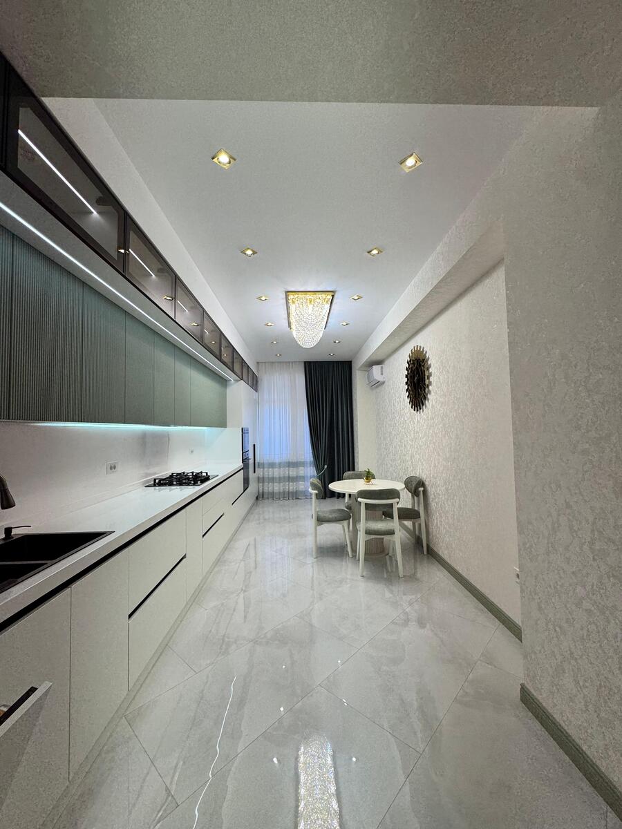 Satılır 4 otaqlı yeni tikili 185 m² — Mənzil, Bakı (9)