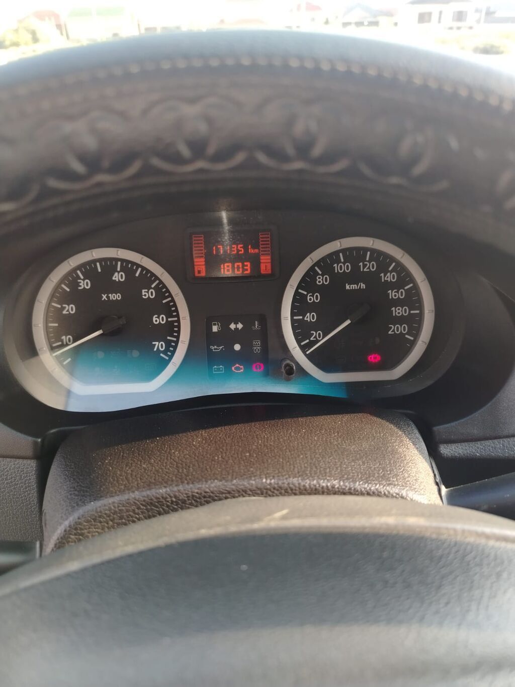 Renault Logan sedan – şəhər və uzun yol üçün praktik və qənaətcil — Avtomobillər, Digah (10)