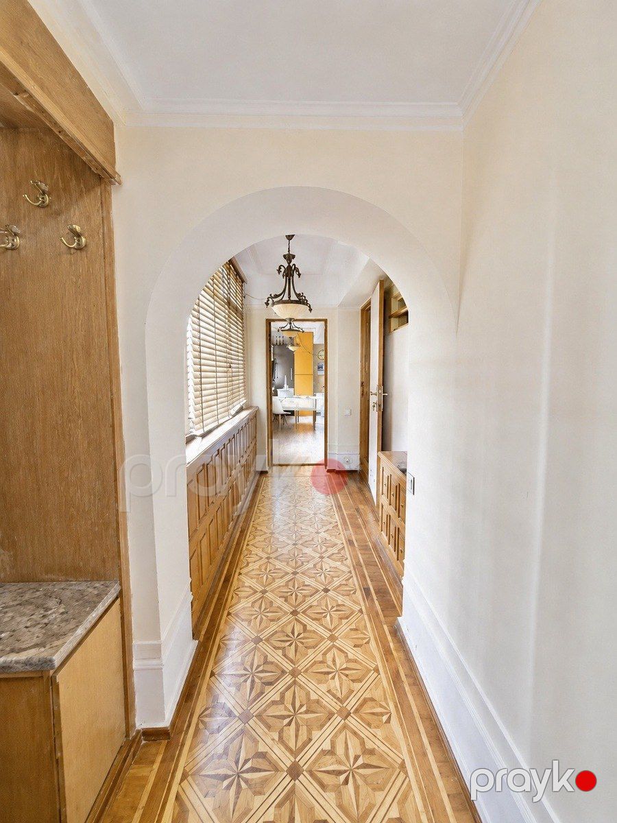 Satılır 4 otaqlı köhnə tikili 190 m² — Mənzil, Bakı (11)