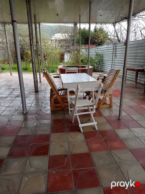İcarəyə verilir 5 otaqlı həyət evi/bağ evi 200 m²