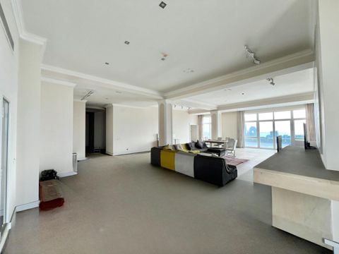 Satılır 5 otaqlı yeni tikili 750 m² — Bakı