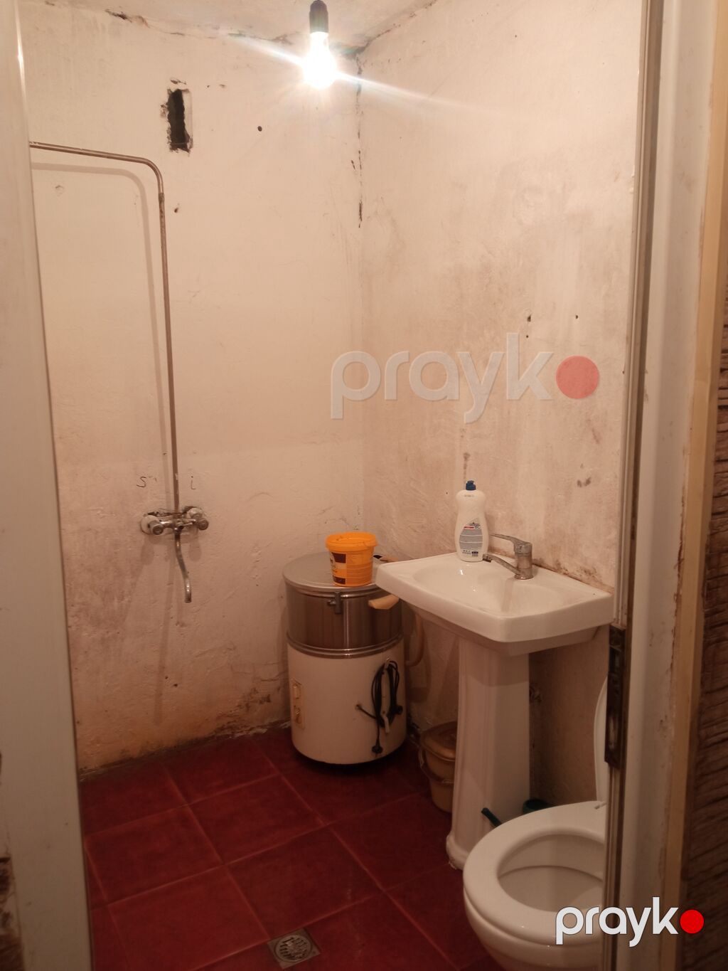 Gence seheri Dede qorqut kucesi bina 1 b 200 manat — Mənzil, Gəncə (8)