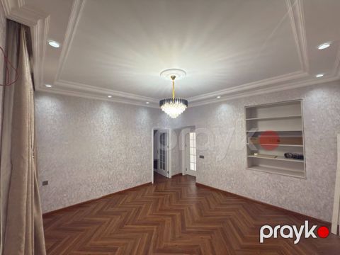Satılır 2 otaqlı köhnə tikili 50 m²