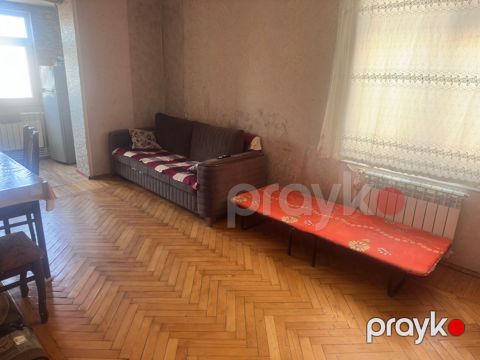 İcarəyə verilir 2 otaqlı köhnə tikili 44 m²
