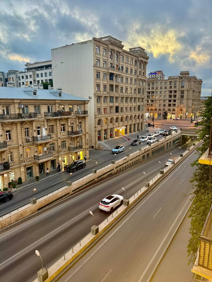 Satılır 2 otaqlı köhnə tikili 52 m² — Mənzil, Bakı (9)