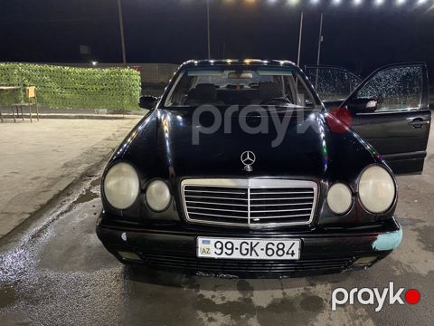 Mercedes E 220, 2.2 L, 1998 il, 250 000 km