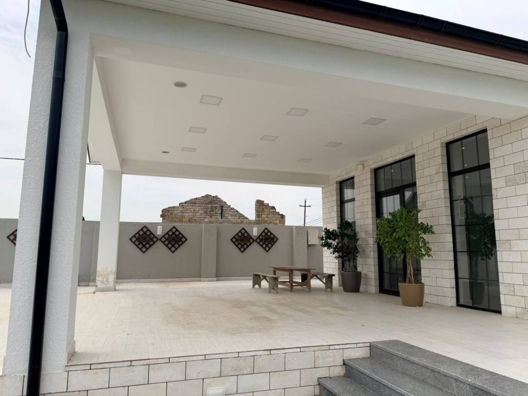 Satılır 5 otaqlı həyət evi/bağ evi 240 m² — Ev, villa, Bakı (3)