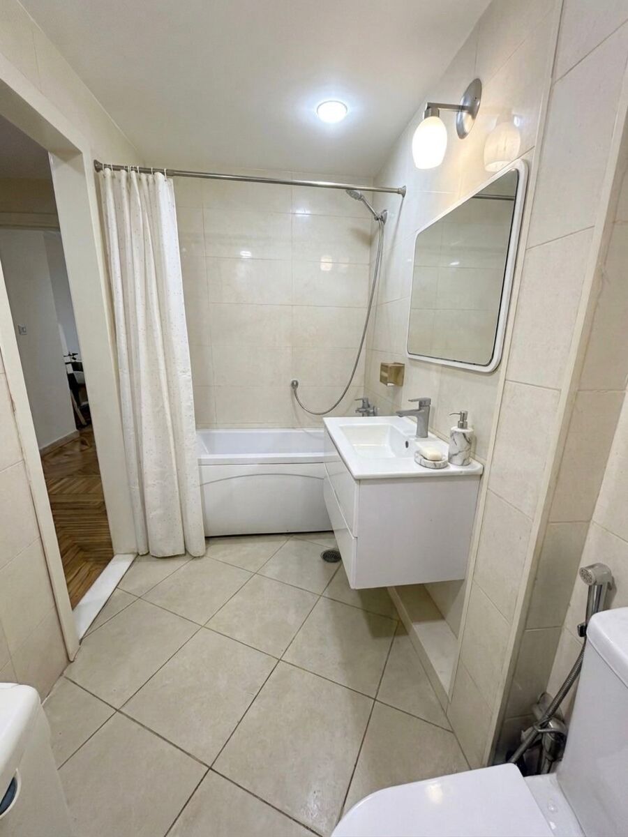 Satılır 3 otaqlı köhnə tikili 100 m² — Mənzil, Bakı (2)