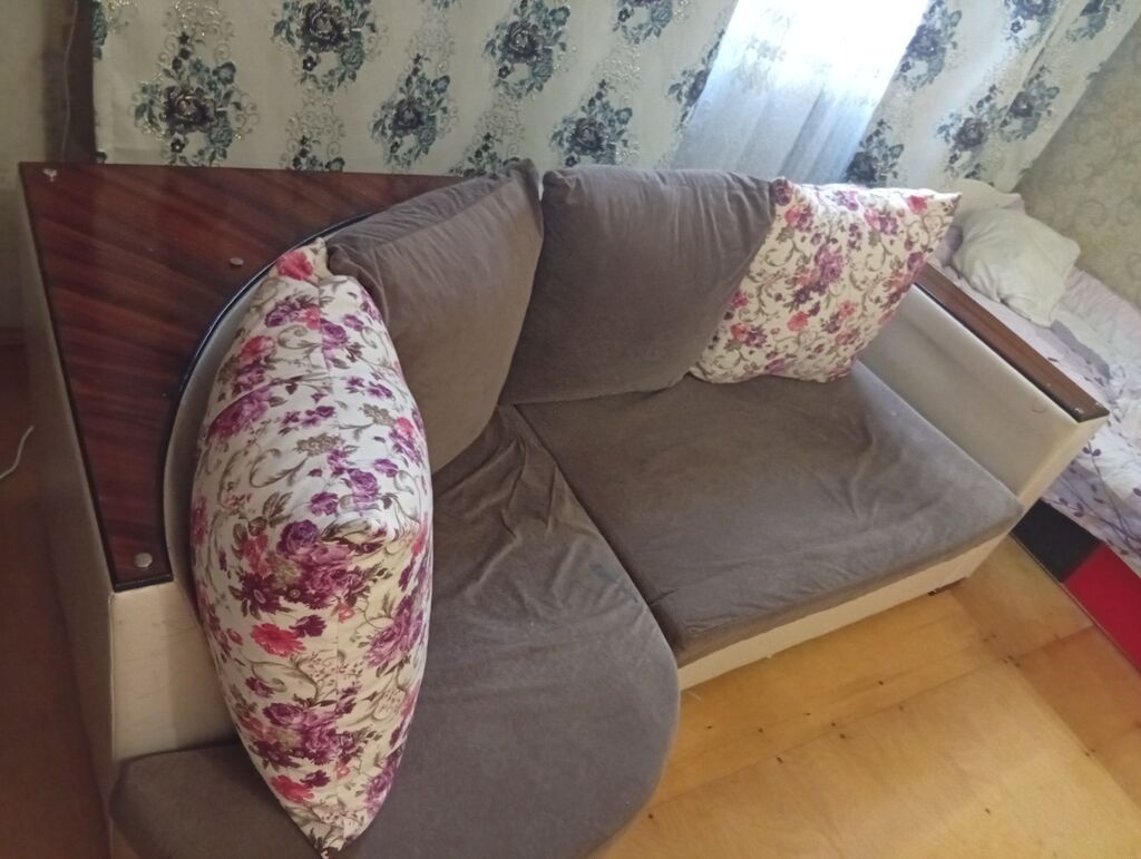 Künc divan, İşlənmiş, Açılmayan, Parça, Ödənişli çatdırılma — Divanlər, Sumqayıt