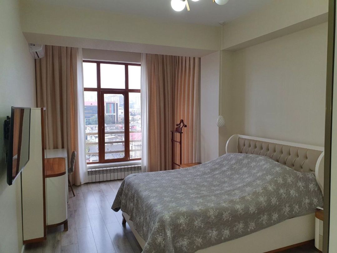 Satılır 3 otaqlı yeni tikili 165 m² — Mənzil, Bakı (4)