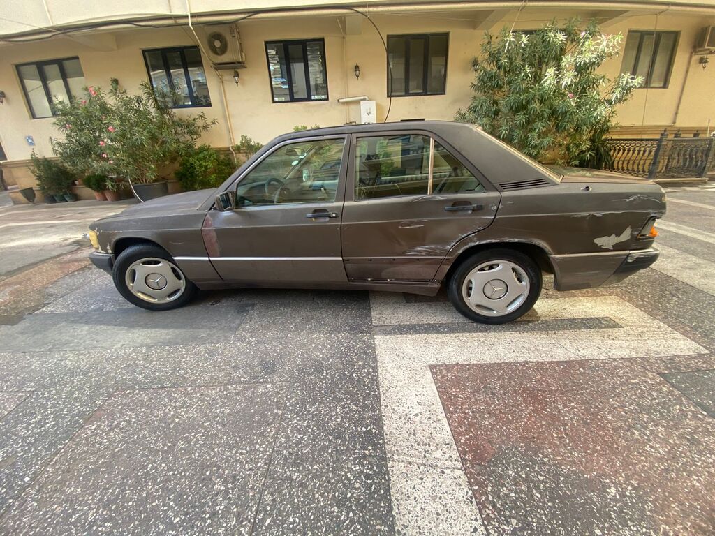 Mercedes 190, 2.0 L, 1992 il, 235 000 km — Avtomobillər, Bakı (5)