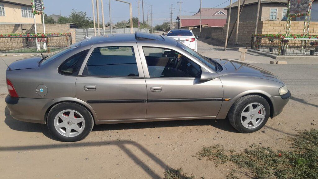 Opel Vectra, 2.0 L, 1996 il, 300 000 km — Avtomobillər, Bakı (2)