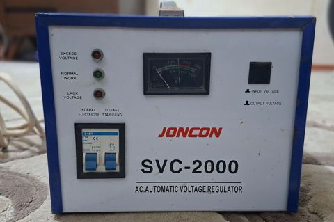 Gərginlik tənzimləyicisi (Stabilizator) Joncon SVC-2000 (2000 — Bakı