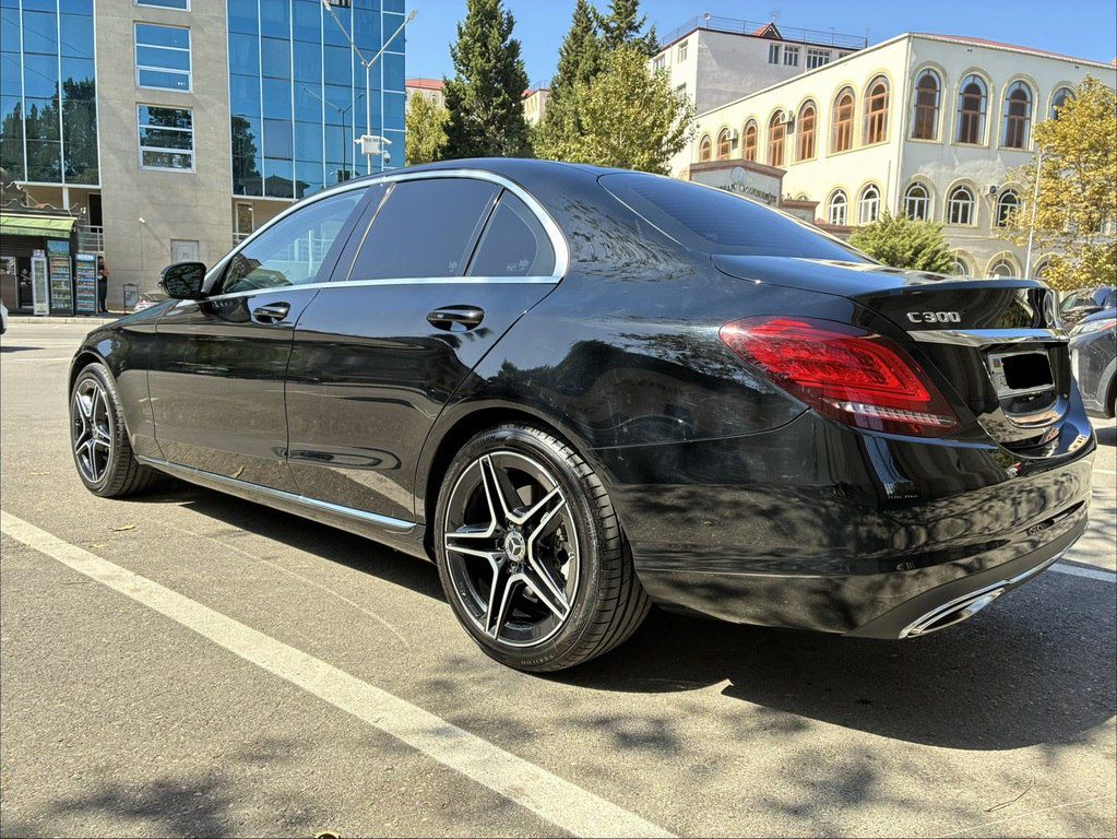 Mercedes C 300, 2.0 L, 2019 il, 67 500 km — Avtomobillər, Bakı (3)