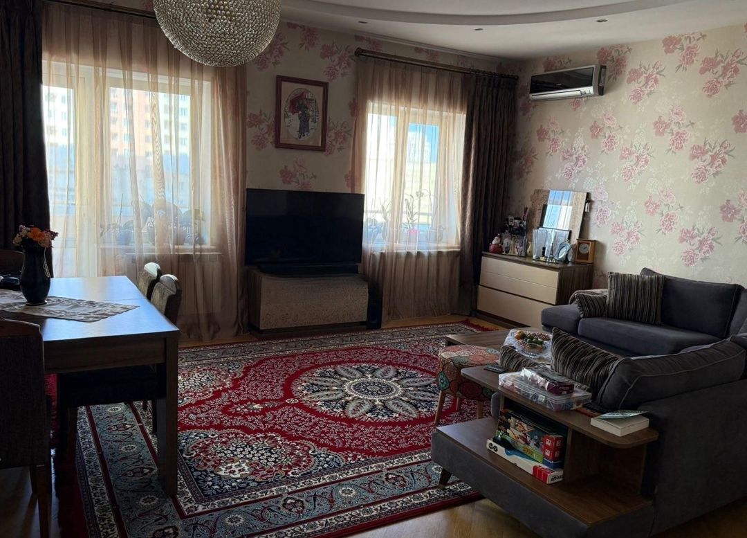 Satılır 4 otaqlı yeni tikili 160 m² — Mənzil, Bakı (9)