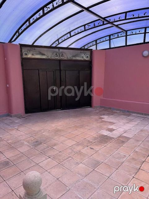 Satılır 5 otaqlı həyət evi/bağ evi 200 m²