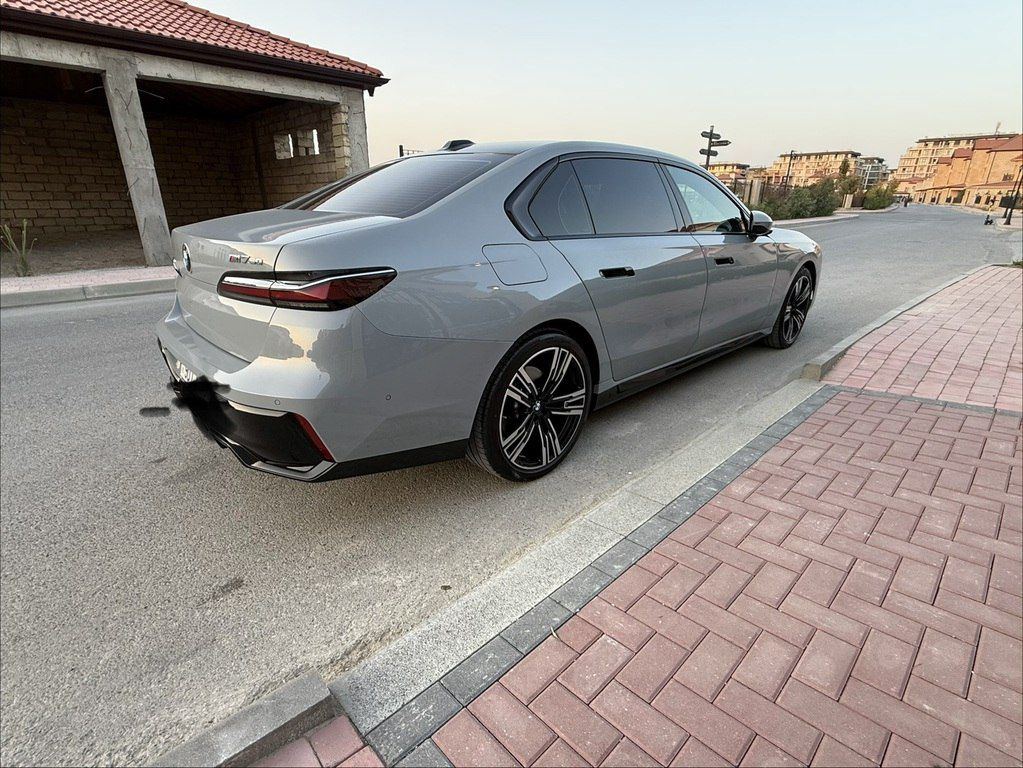BMW 740, 3.0 L, 2023 il, 78 000 km — Avtomobillər, Bakı (6)