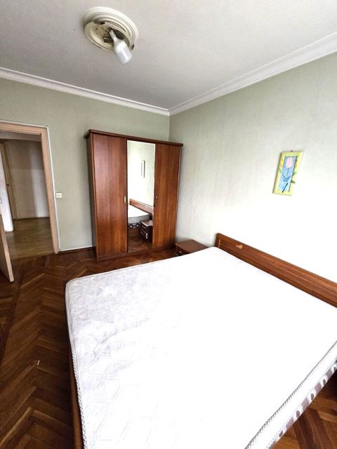 İcarəyə verilir 3 otaqlı köhnə tikili 117 m² — Bakı