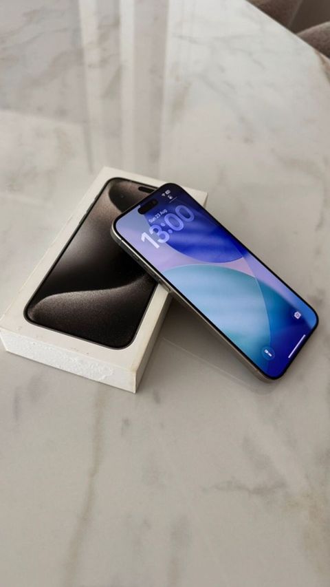 IPhone 15 Pro Max, Qara, Face ID — Bakı