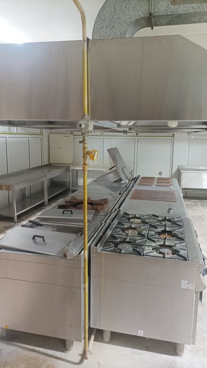 Universal qaz sobası — Biznes və avadanlıq, Xırdalan (4)