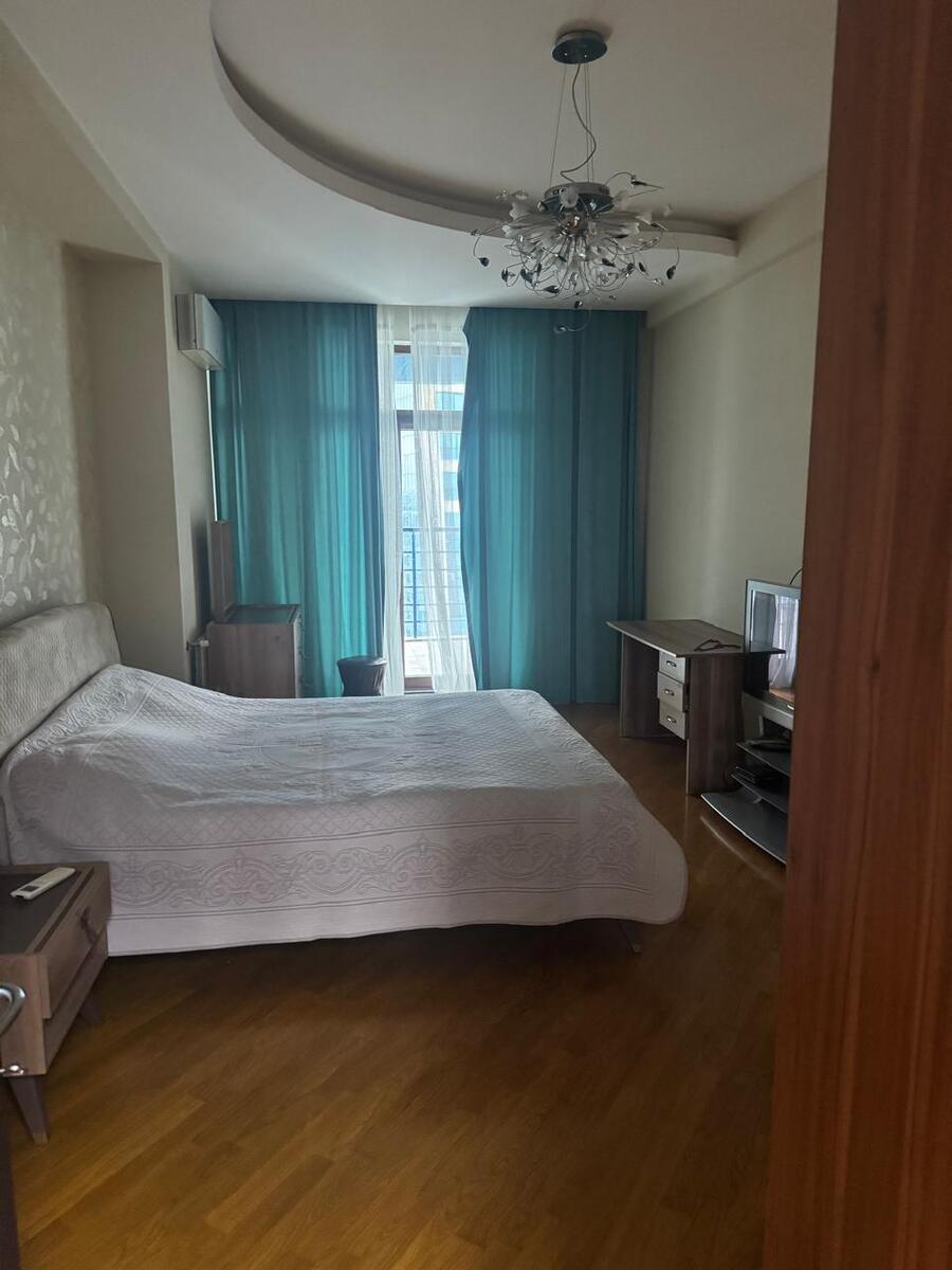 İcarəyə verilir 3 otaqlı yeni tikili 250 m² — Mənzil, Bakı (3)