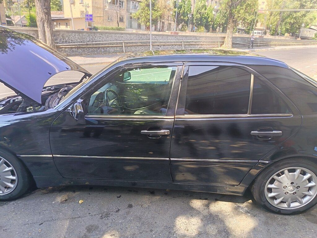 Mercedes C 230, 2.3 L, 1998 il, 259 268 km — Avtomobillər, Şəki (5)