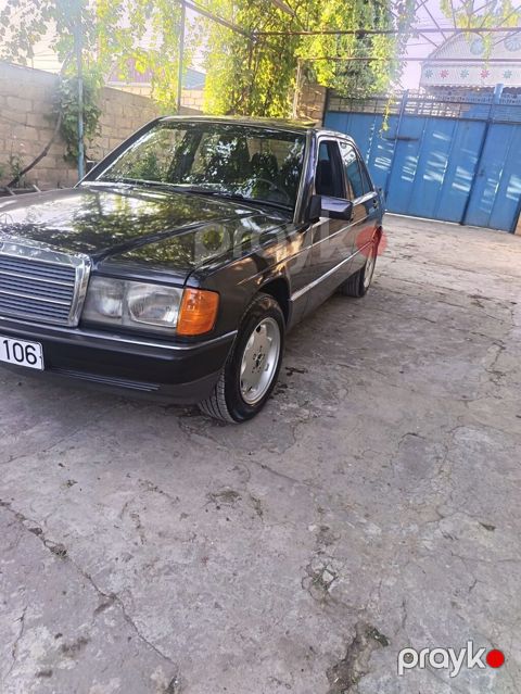 Mercedes-Benz 190 (W201): 0.2 l 1993 il Sedan — Bərdə