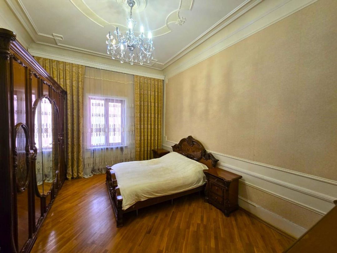Satılır 9 otaqlı həyət evi/bağ evi 1200 m² — Ev, villa, Bakı (10)