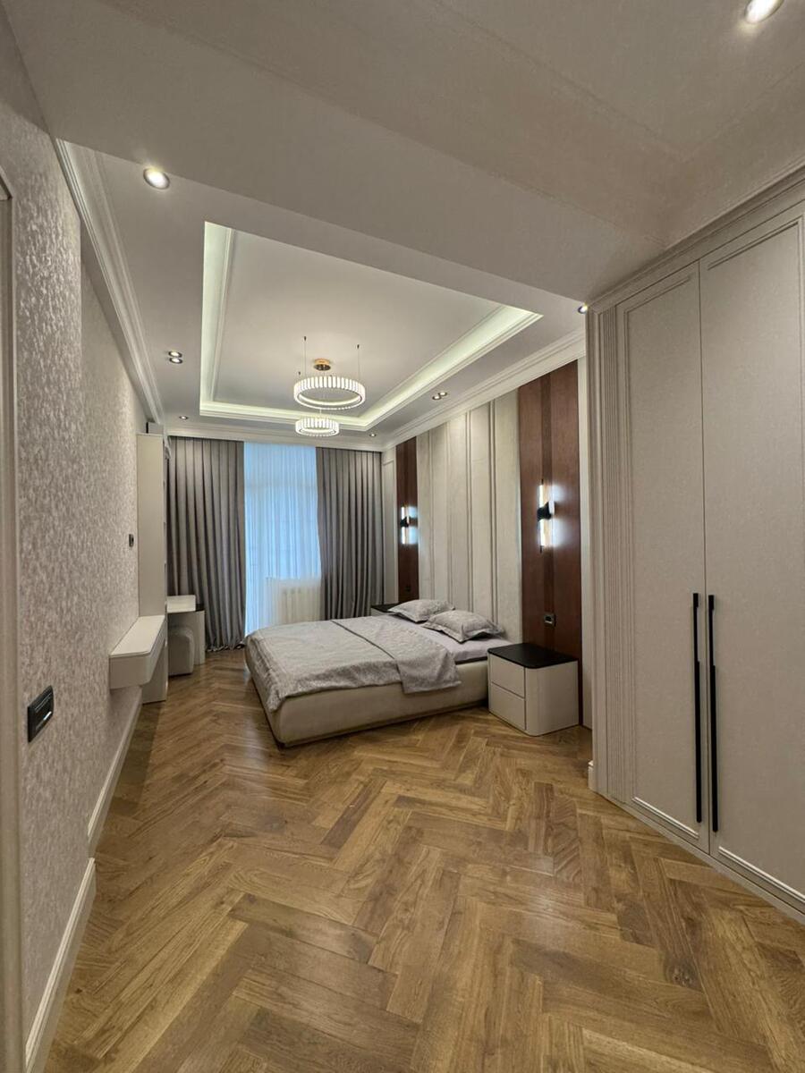 Satılır 4 otaqlı yeni tikili 165 m² — Mənzil, Bakı (9)