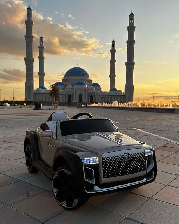 Uşaq avtomobili "Rolls Royce" — Uşaq avtomobilləri, Bakı (4)