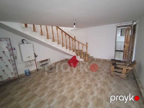 İcarəyə verilir 2 otaqlı həyət evi/bağ evi 60 m²