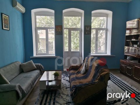 3-otaqlı mənzil kirayə verilir, 28 May m., 120 m²