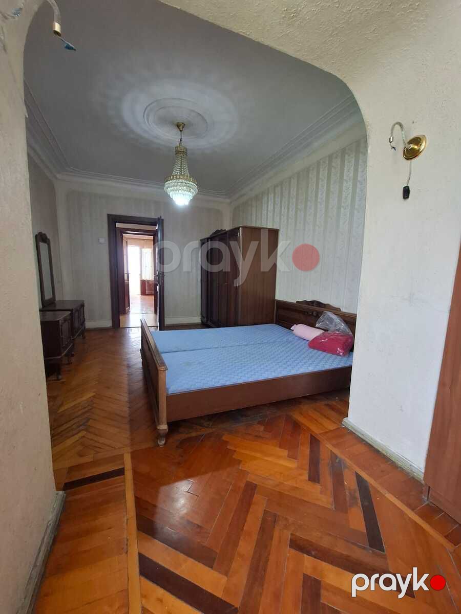 Satılır 4 otaqlı köhnə tikili 110 m² — Mənzil, Bakı (4)