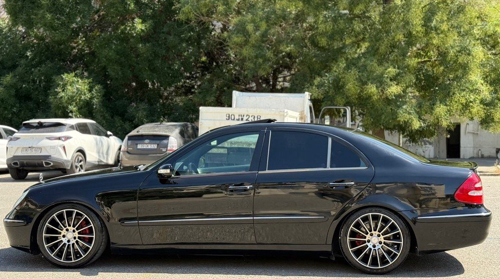 Mercedes E 320, 3.2 L, 2003 il, 346 000 km — Avtomobillər, Bakı (9)