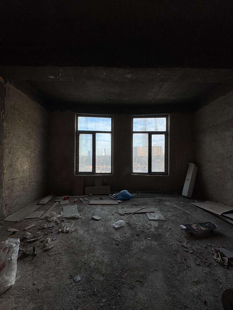 Satılır 4 otaqlı yeni tikili 168 m² — Mənzil, Bakı (7)