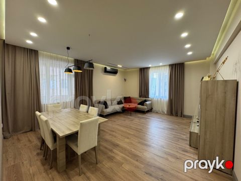 Satılır 4 otaqlı yeni tikili 182 m²