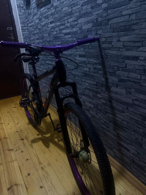 Şəhər və yüngül off-road üçün tək sürüşə uyğun dağ velosipedi — Bakı